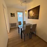 Rs44 Ueber Den Daechern Von * ברגנץ