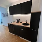 Rs44 Ueber Den Daechern Von דירה