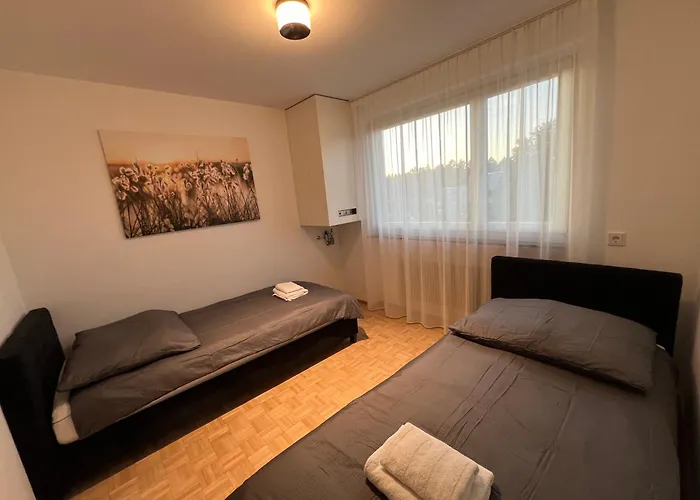 Rs44 Ueber Den Daechern Von