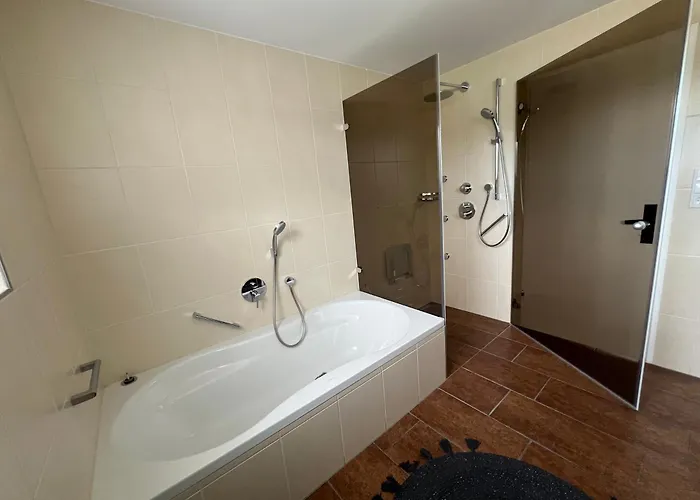 Rs44 Ueber Den Daechern Von *